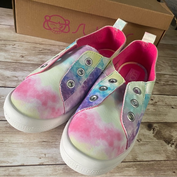 Sugar Shoes - Sugar slip on laceless cute fun tie dye casual sneakers size 7. Sgr gemstone